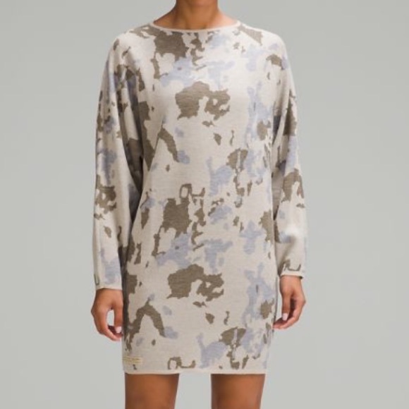 lululemon lab Merino Wool-Knit Dress
Lichen Knit Jacquard Bamboo Multi, Small - Picture 4 of 9